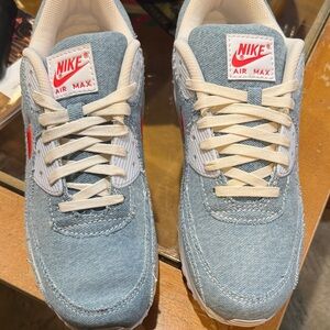 Nike Air Max Blue Denim with Red Accents size 10.5. NWOT